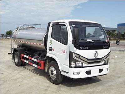 東風(fēng)多利卡鮮奶運輸車